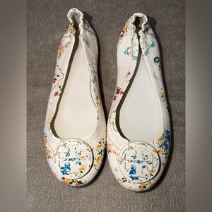 Tory Burch Women's Floral Flats - White Multicolor
